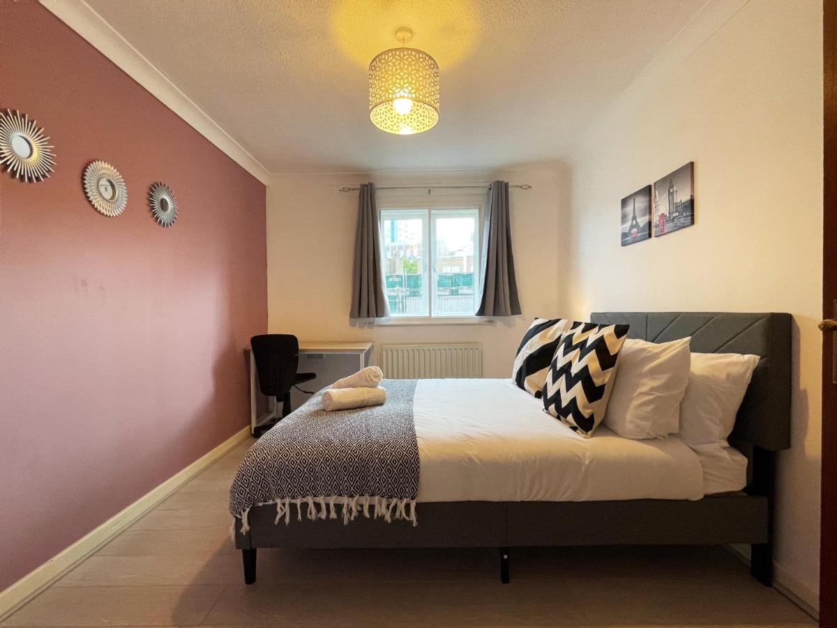 Apartament Jessica's Place At Whitechapel Londra